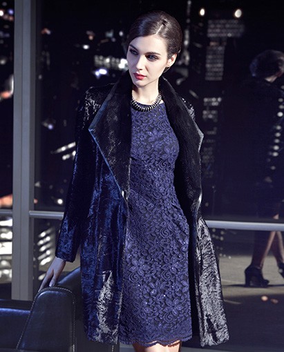 品牌名:CARA BLUE女装