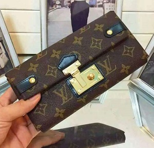 广州LV包包价格-微商代理批发LV包包多少钱_