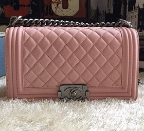 我们原版的香奈儿包包货源,原单专柜验货验不