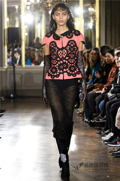 埃米利奥·德拉莫雷纳女装2016秋冬系列时装秀