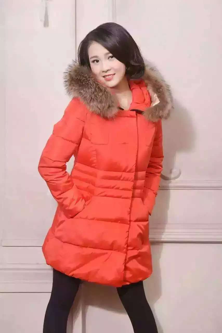 衣魅人女装品牌打造不一样的都市人!