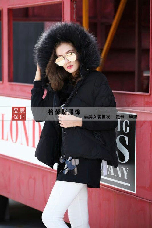 请问在广西南宁哪里有便宜的尾货服装可以拿货