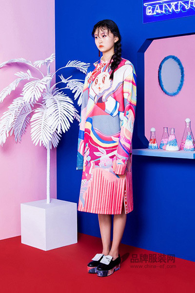 密扇女装2016秋冬新品