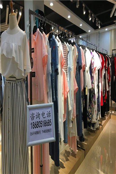 广州季歌一线品牌女装折扣货源尾货批发市场哪