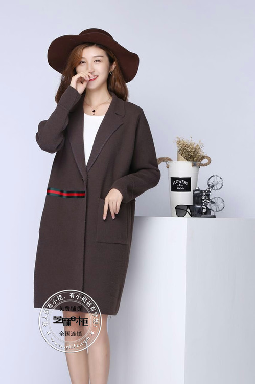 昆明芝麻e柜品牌折扣服装店/免费加盟/返3-5装修