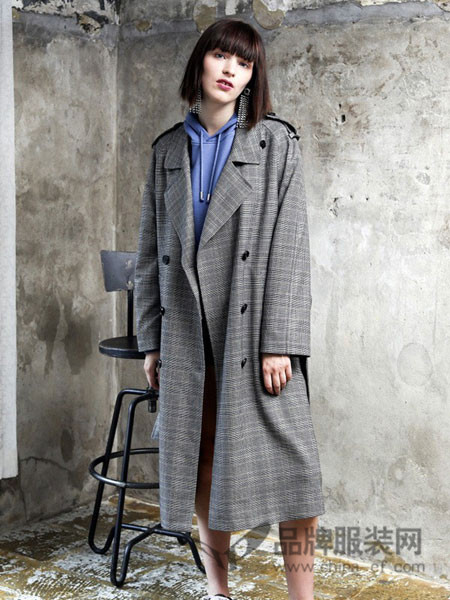 PINBLACK女装2017秋冬英伦格子外套女中长款韩版气质女士双排扣外套