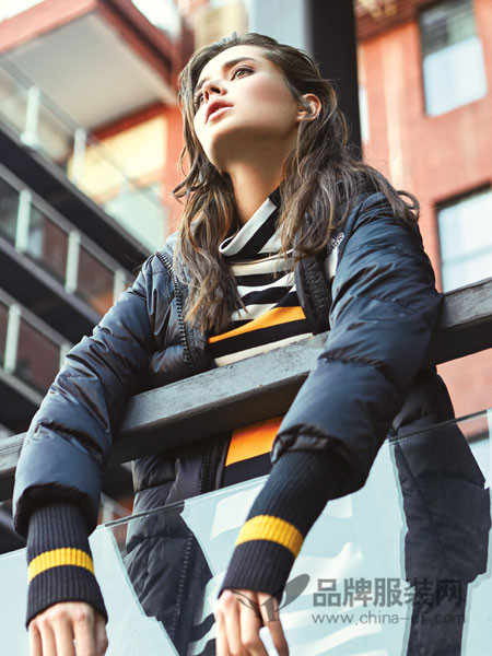 况珈儿女装2017冬季时尚休闲保暖羽绒服外套