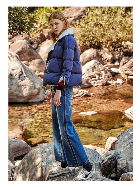 朗斯莉女装2017秋冬韩版新款蓝色羽绒服女时尚个性宽松短鸭绒外套