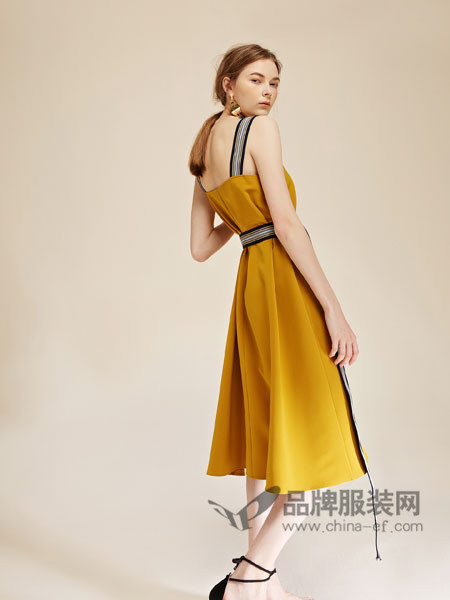 MIEGOAL麦谷风女装2018春欧式优雅背带连衣裙