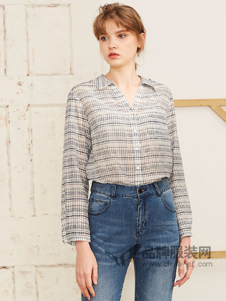杰西女装2018春新款复古抽象线条拼接半开领衬衫