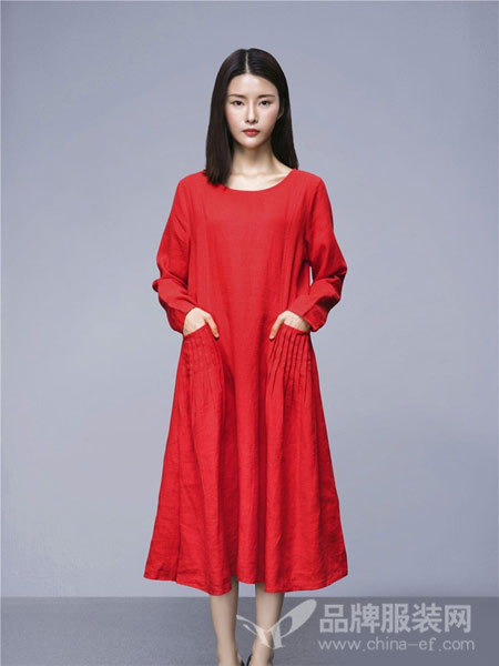 依尚慕语女装2018春夏纯红色宽松修身连衣中长裙