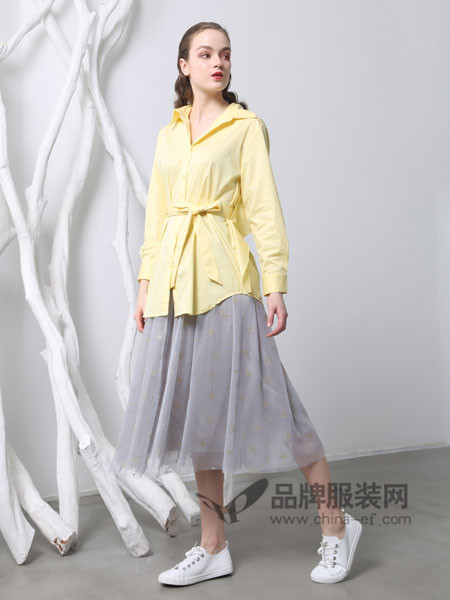 欧玥女装2018夏季优雅气质纯色性感微透收腰系带翻领衬衫