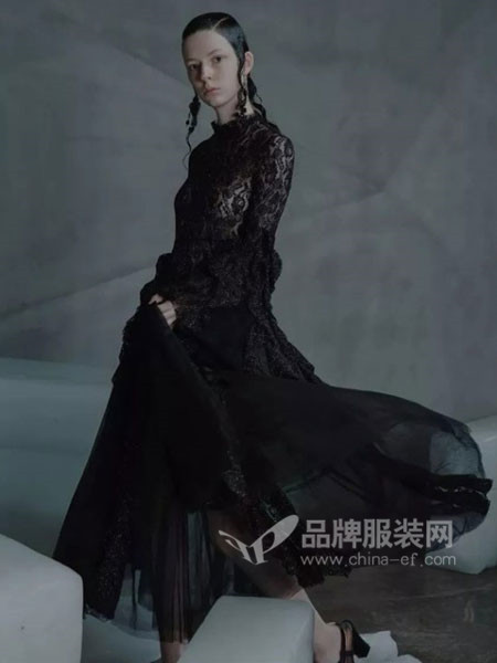 班晓雪女装2018春夏时尚优雅气质蕾丝长款连衣裙