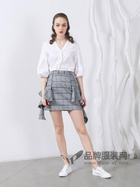 欧玥女装2018春夏时尚格子不规则个性短裙