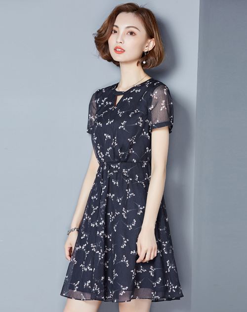 漫思雅女装2018夏季新品