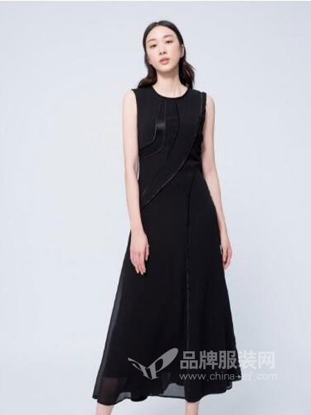 伊洛Iroo女装2018春夏黑色显瘦长裙 经典过时连衣裙