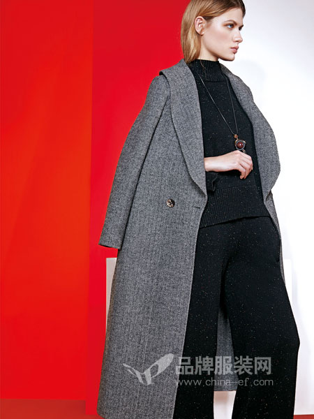 JAOBOO 乔帛女装 独立而又幸福的女人更具女人味