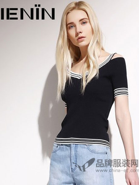 真情告白女装2018夏季新款心机设计上衣女韩版修身V领短袖冰丝针织衫T恤