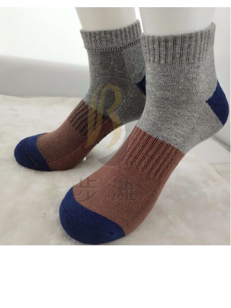 步滩袜业袜子2018秋季新品 纯棉袜子除臭 OEM