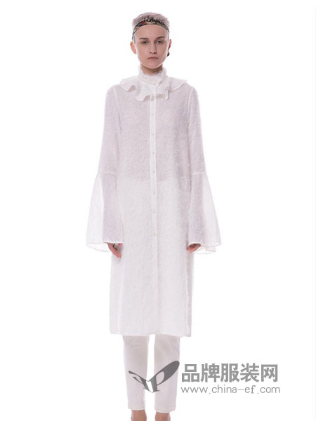 班晓雪女装2018秋冬流苏立领长袖喇叭袖纯色中长款衬衫
