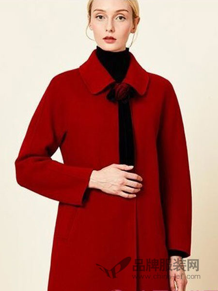 欧柏兰奴女装2018冬季羊毛红色翻领短款毛呢大衣外套