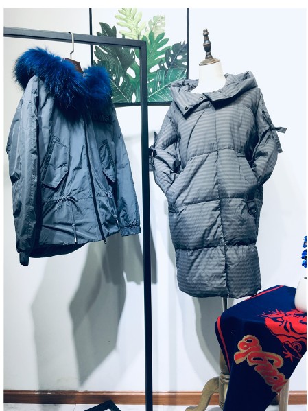 杭州品牌折扣女装批发女装2018冬季新品