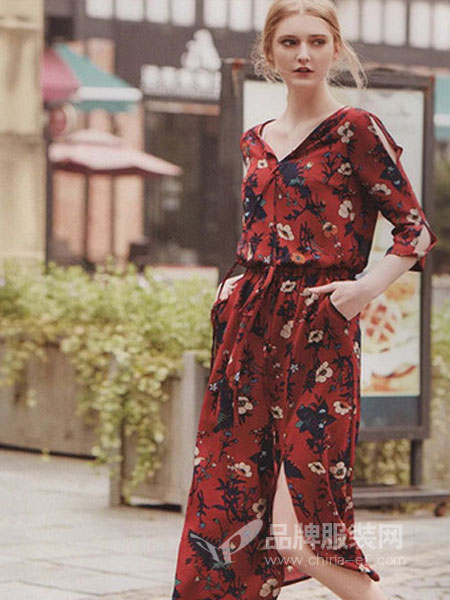 女女装品牌大全_黑龙江淑女女装品牌有哪些_