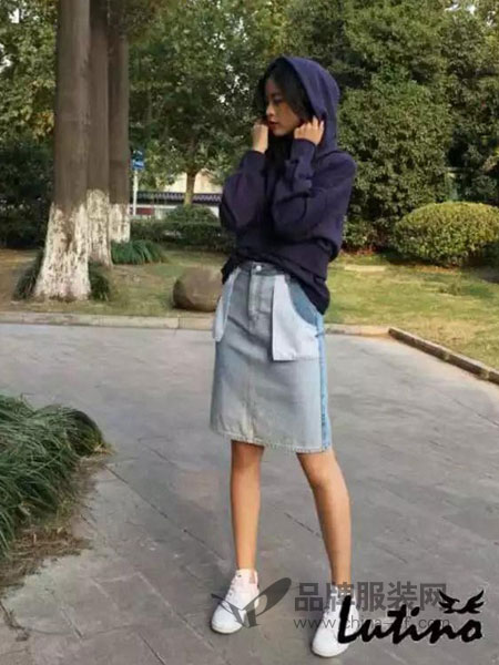 Lutino Luxe女装2018秋冬韩版拼接棒球服黑色长裤子时尚套装