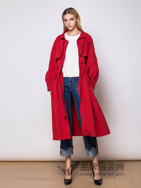 茉诗可可女装2018秋冬新款红色皱褶修身都市风衣外套