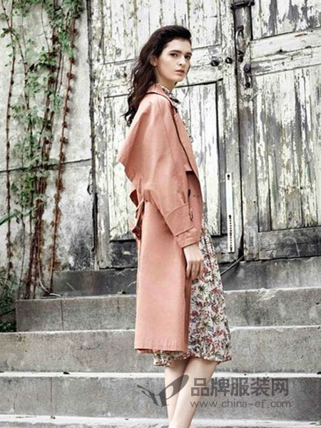 阿莱贝琳女装2018秋冬新款纯色韩版风衣加厚棉直筒外套保暖时尚
