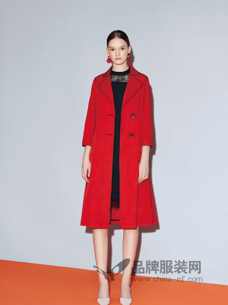 红凯贝尔女装2019春季双排扣纯色外套