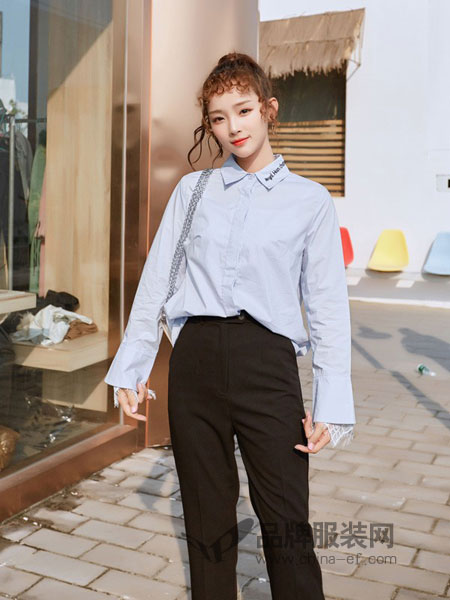 天使韩城TSHC女装2018秋冬气质纯色衬衫+A字裙两件时尚套装