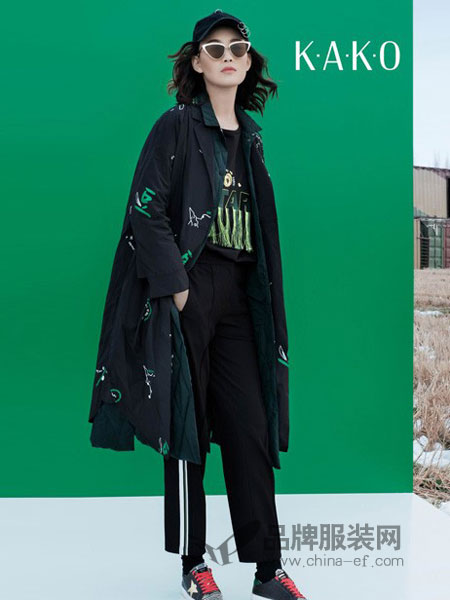KAKO女装品牌2018冬季新款系带七分袖修身黑色印花外套