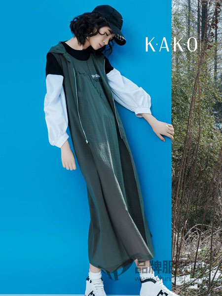 KAKO女装品牌2018冬季长款背心裙大码连衣裙两件套装