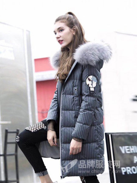 莱尔维思女装品牌2018秋冬新款韩版长款过膝面包服加厚外套羽绒棉衣潮