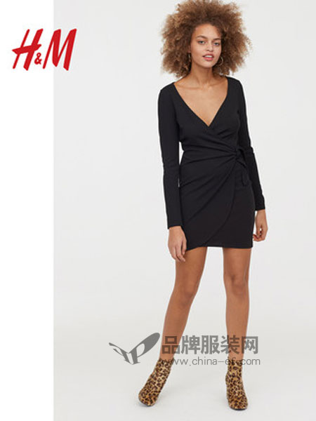 H&M女装品牌2019春季气质裹身连衣裙