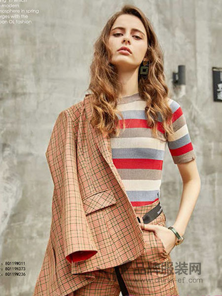 朗斯莉女装品牌2019春季条纹针织衫格子两件套