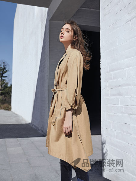 娅铂·周末女装品牌2019春季时尚韩版气质收腰百搭薄款外套