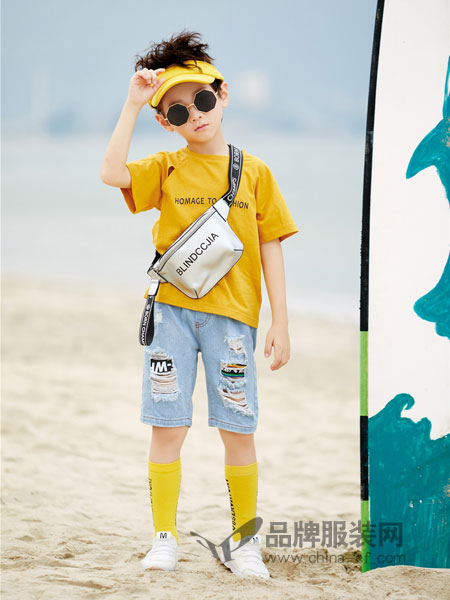 玛玛米雅童装品牌2019春夏儿童休闲印字母短袖
