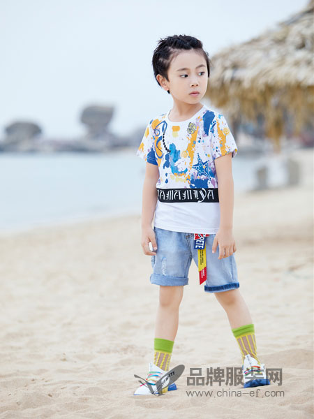 玛玛米雅童装品牌2019春夏中大儿童涂鸦运动休闲两件套