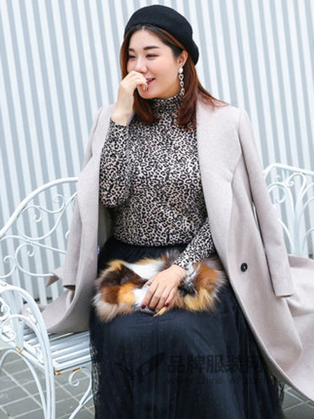 纤莉秀女装品牌2018秋冬豹纹性感高领显瘦长袖韩版弹力针织衫