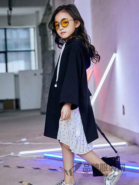 欧卡星童装品牌2019春季新款纯色流行宽松长袖上衣