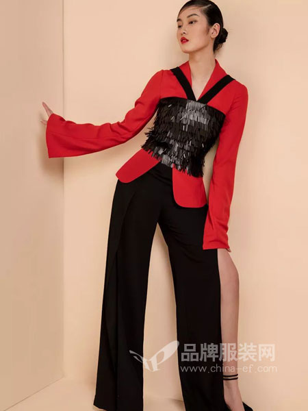 鲁遇Nikita Lu女装品牌2019春夏韩版高腰九分直筒背带裤桃枝仙