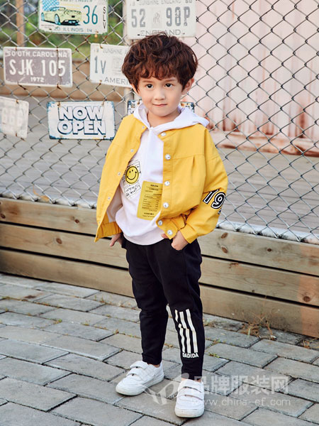 嗒嘀嗒童装品牌2019春季新款儿童韩版大童夹克上衣