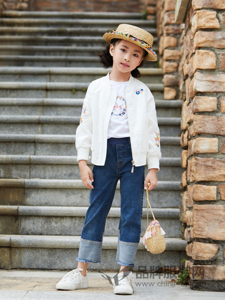 玛玛米雅童装品牌2019春夏韩版中小童刺绣花朵拉链夹克童装