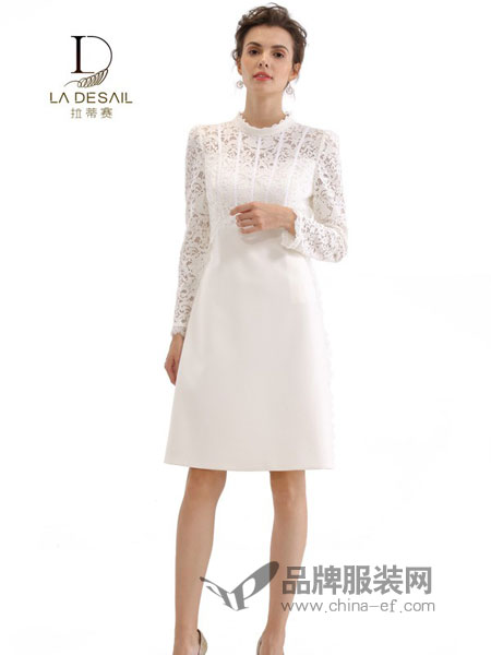 拉蒂赛LADESAIL女装品牌2019春季新品蕾丝七分袖大花朵图案修身中长款连衣裙