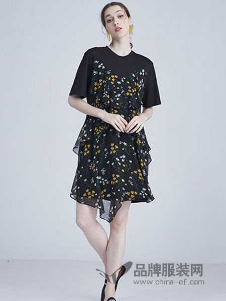 水淼SHUIMIAO女装品牌2019春夏圆领拼接洋气显瘦连衣裙