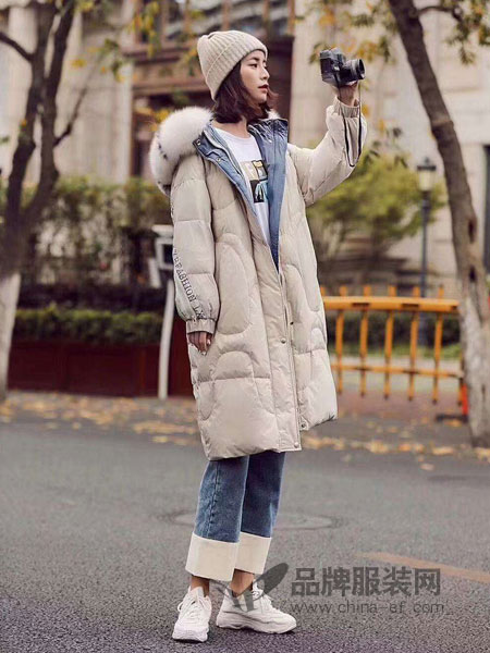 美兰娇丽女装品牌2018秋冬新款气质羽绒服毛领韩版外套