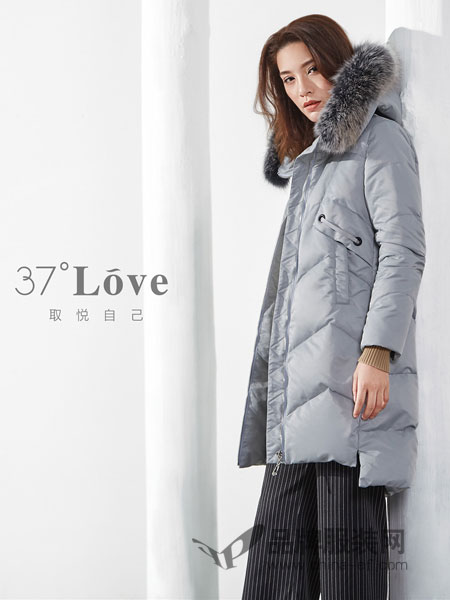 37°Love女装品牌2018冬季新品中长款连帽棉衣棉袄外套