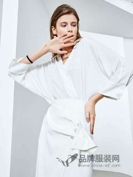 ECA女装品牌2019春季a字裙子白色衬衫连衣裙